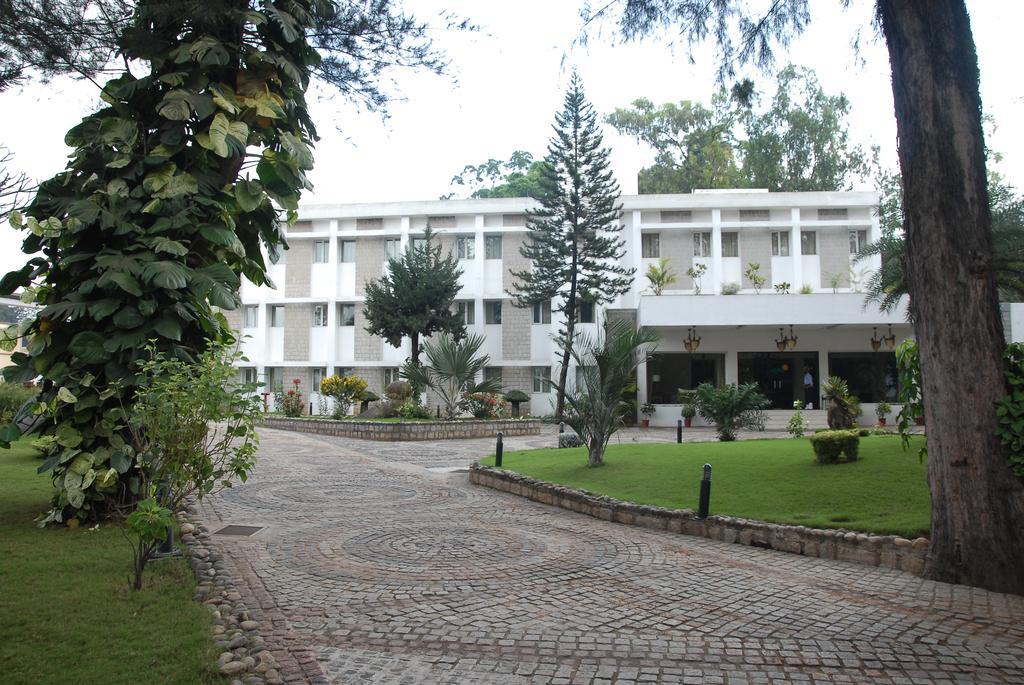 Hassan Ashok Hotel Buitenkant foto